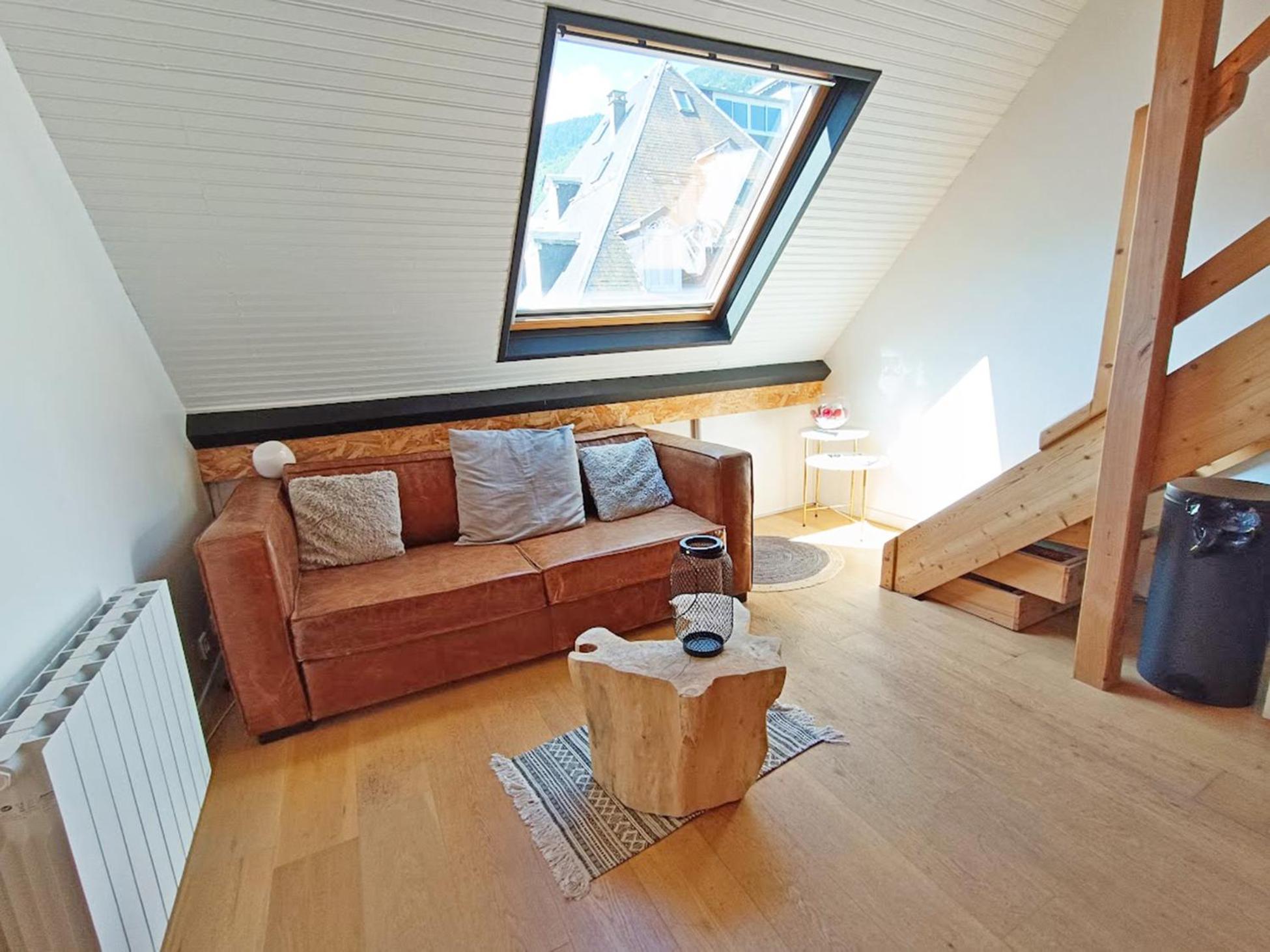 Apartament Le Nid De Juliette, T3 Duplex, Parking, Cave Bagnères-de-Luchon Zewnętrze zdjęcie